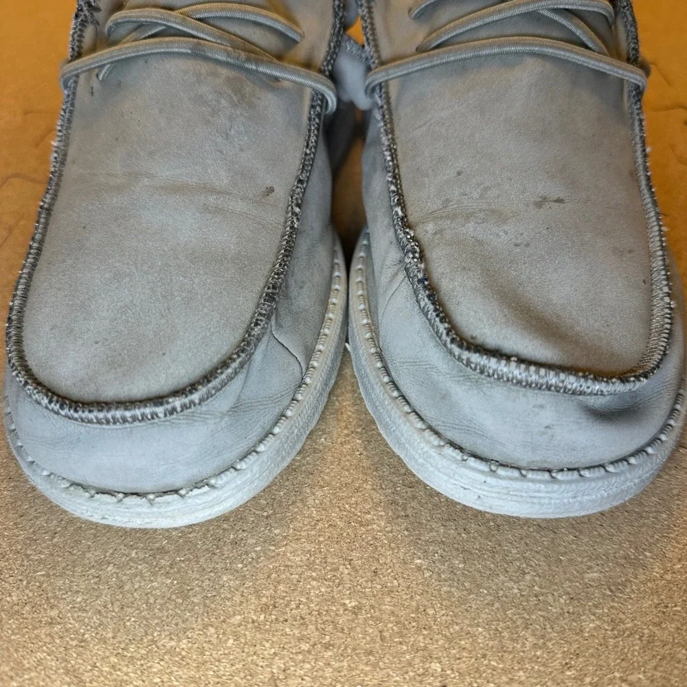 Hey Dude Wally Fabricated Leather Men Size 6 Grey Slip On Loafer Casual Shoes
